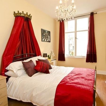 Beatles Apartment Liverpool Room photo