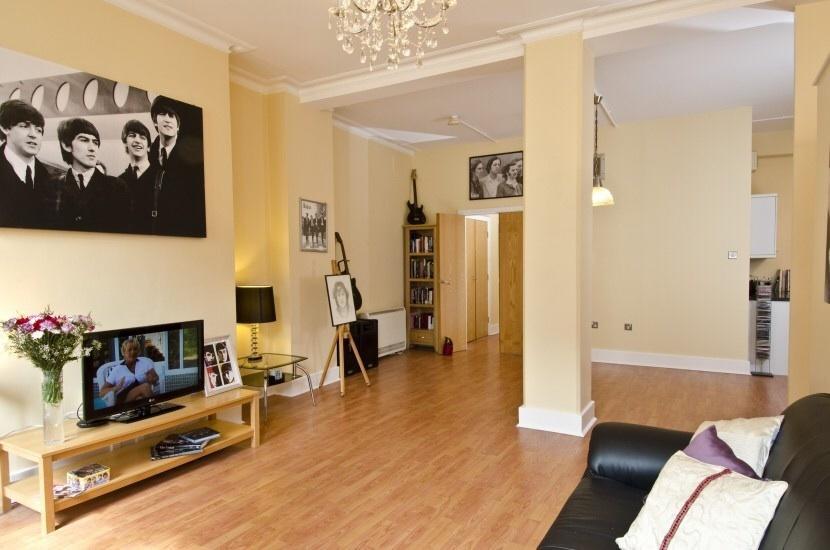 Beatles Apartment Liverpool Room photo